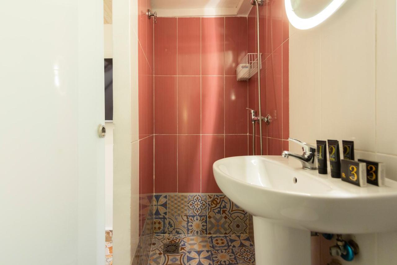 Almaden Apartamento Madrid Esterno foto